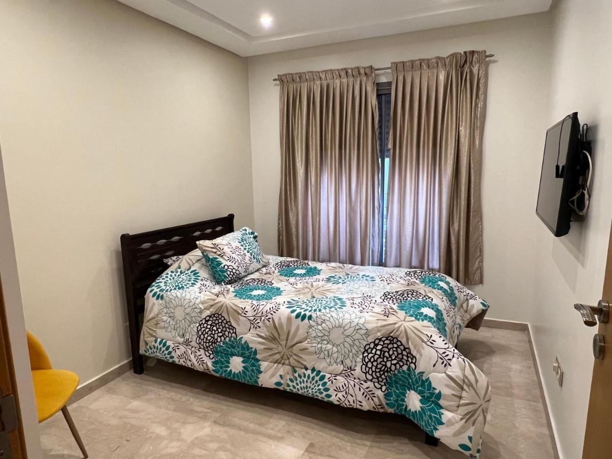 Bel Appart+2 Room+Wifi+Gare Casa Voyageur+Tram Casablanca Kültér fotó