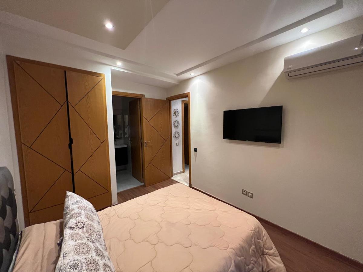 Bel Appart+2 Room+Wifi+Gare Casa Voyageur+Tram Casablanca Kültér fotó