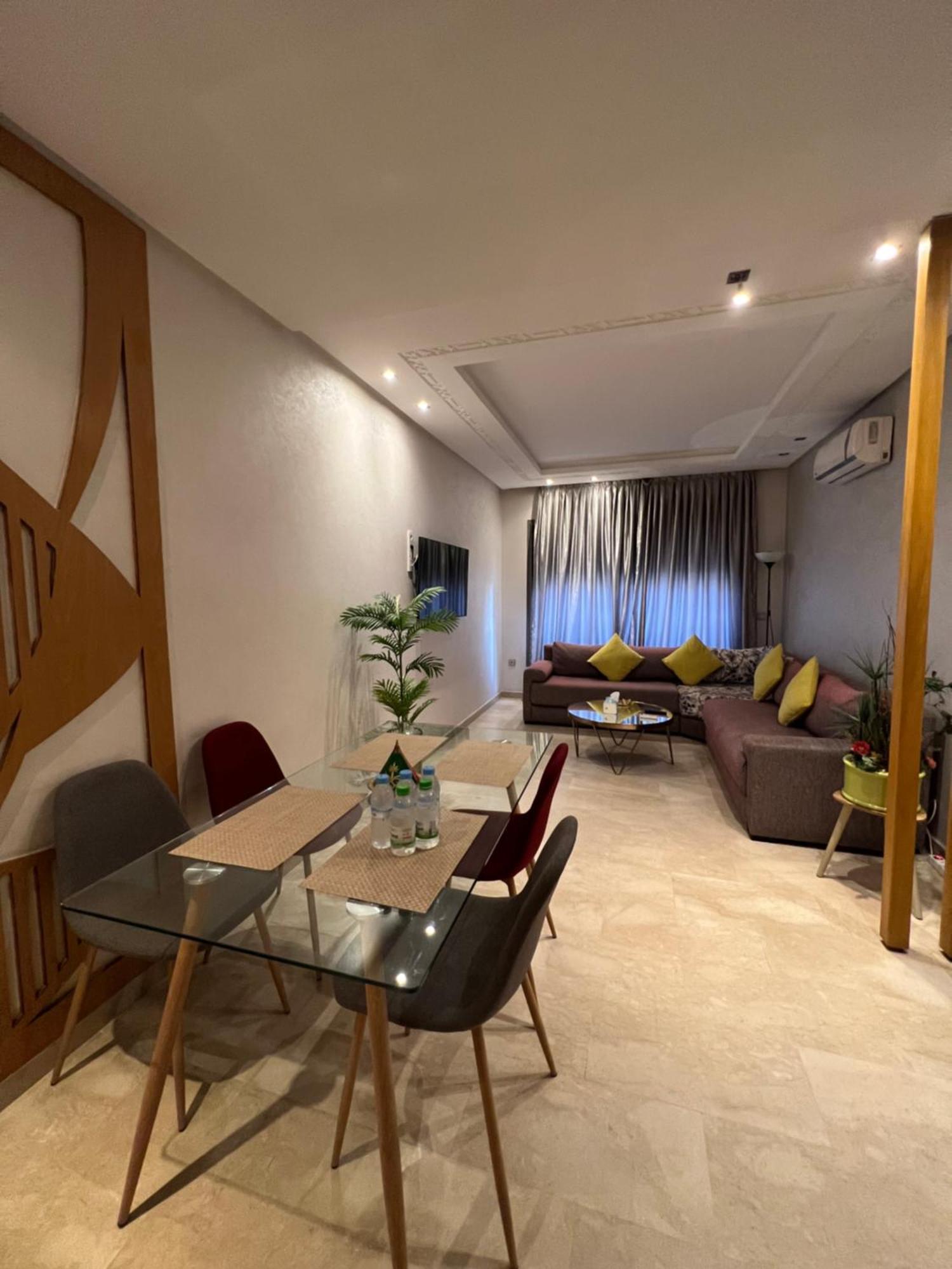 Bel Appart+2 Room+Wifi+Gare Casa Voyageur+Tram Casablanca Kültér fotó